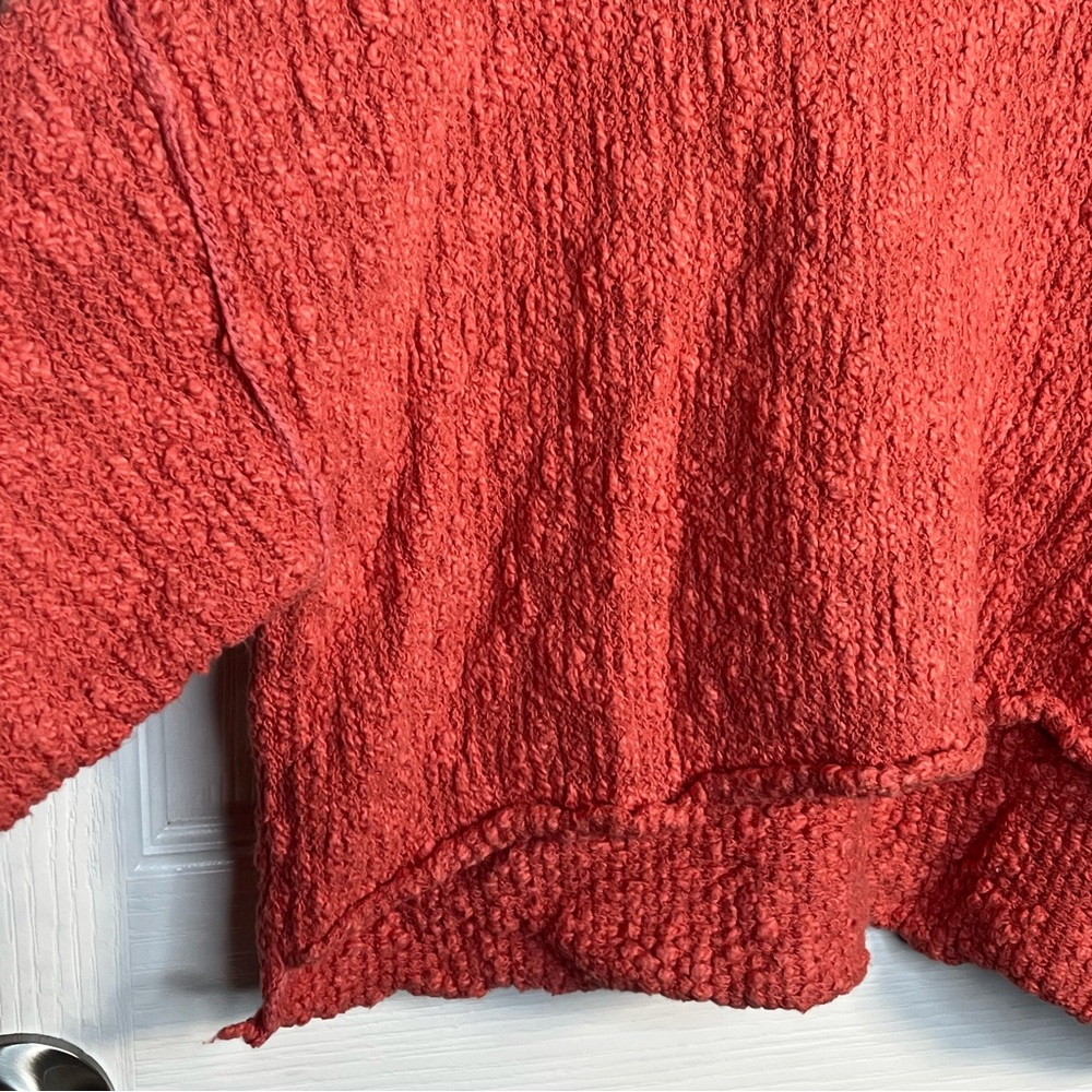 Free People Sz XS The Big Easy Cropped Cowl Neck Sweater In Coral Textured - Picture 7 of 16